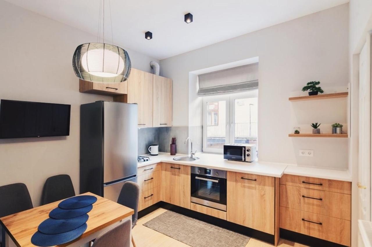 Cozy & New Furnished Flat In Old Town Of Lviv Apartment Luaran gambar