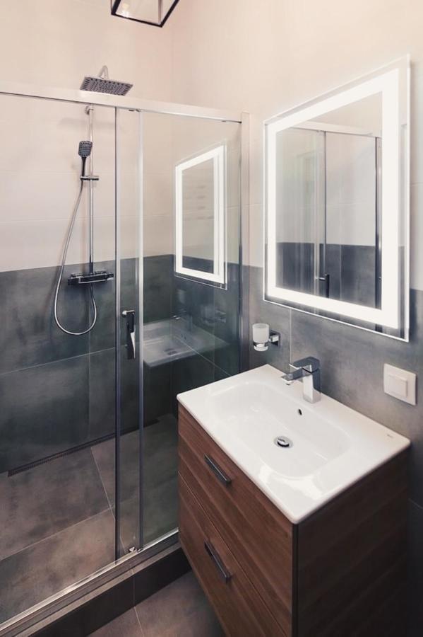 Cozy & New Furnished Flat In Old Town Of Lviv Apartment Luaran gambar